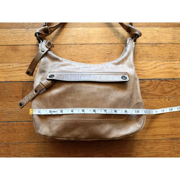 FRYE 'Melissa' Distressed Tan Leather Shoulder Bag w/Crossbody Strap - Picture 14 of 16